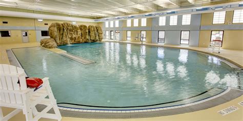 fort bliss indoor pool.